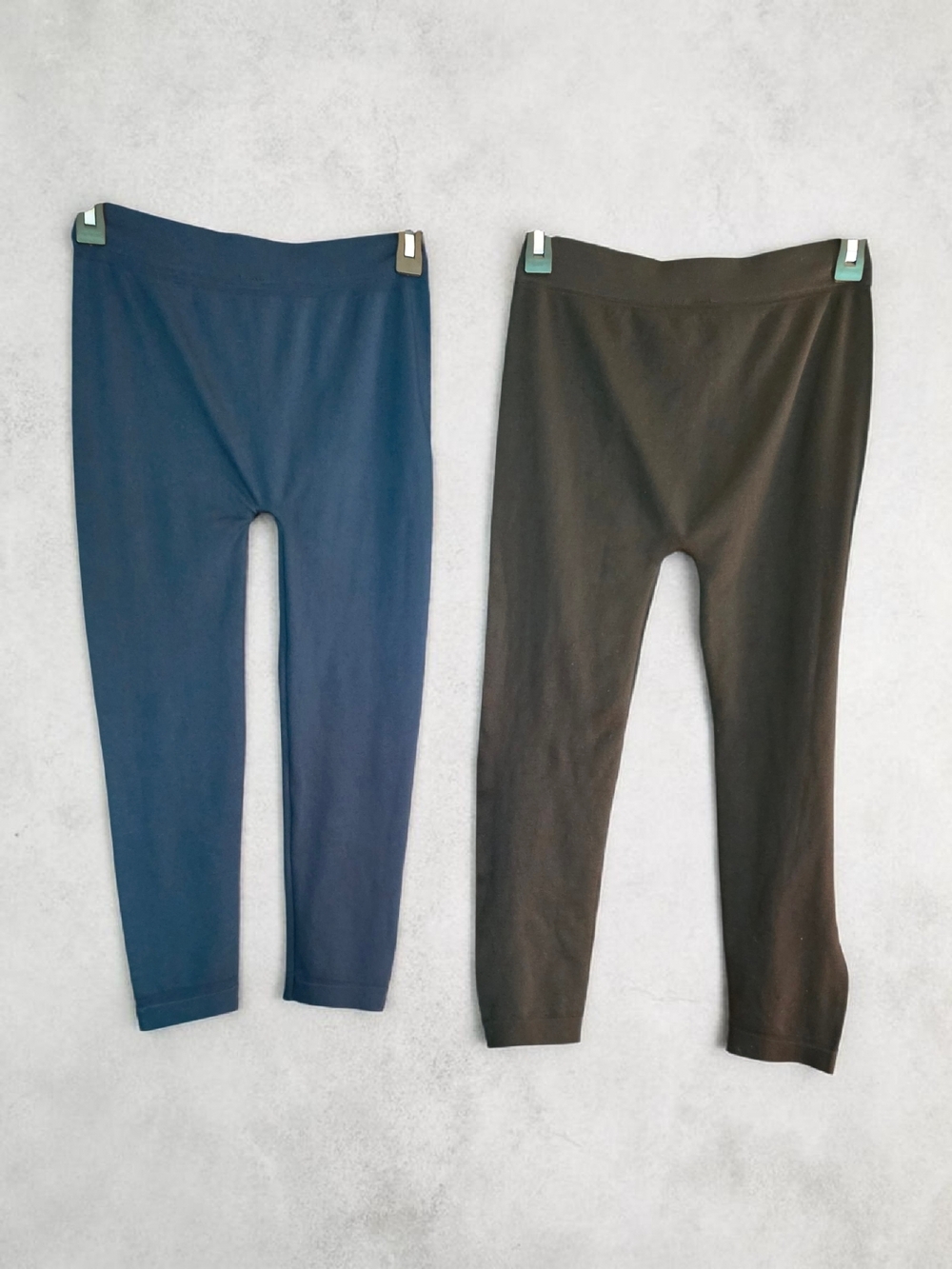 Sofra 2-Pair Of Leggings in Navy and Black